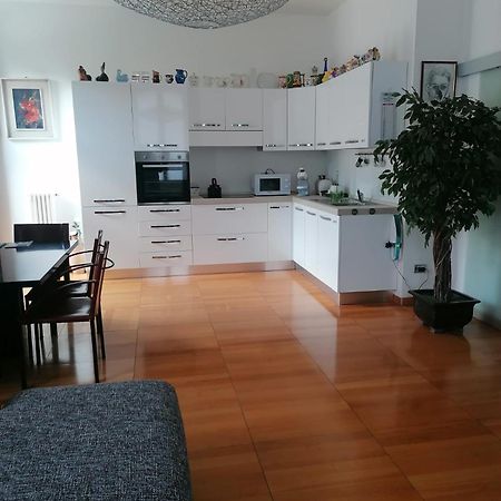 Casa Laura Villa Como Eksteriør billede